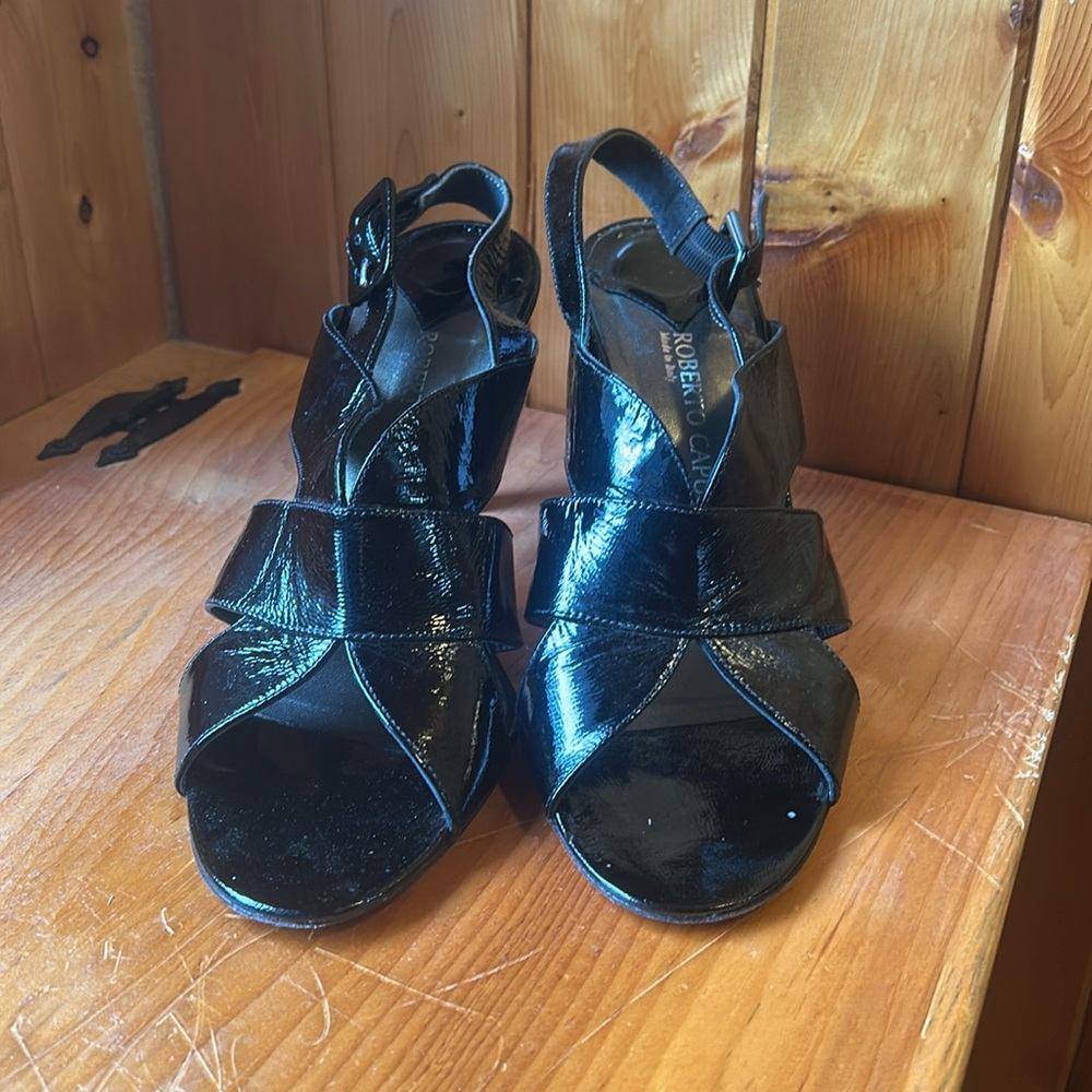 ROBERTO CAPUCCI - Italy - Black Leather Heel Sandals - Size: 9 1/2
